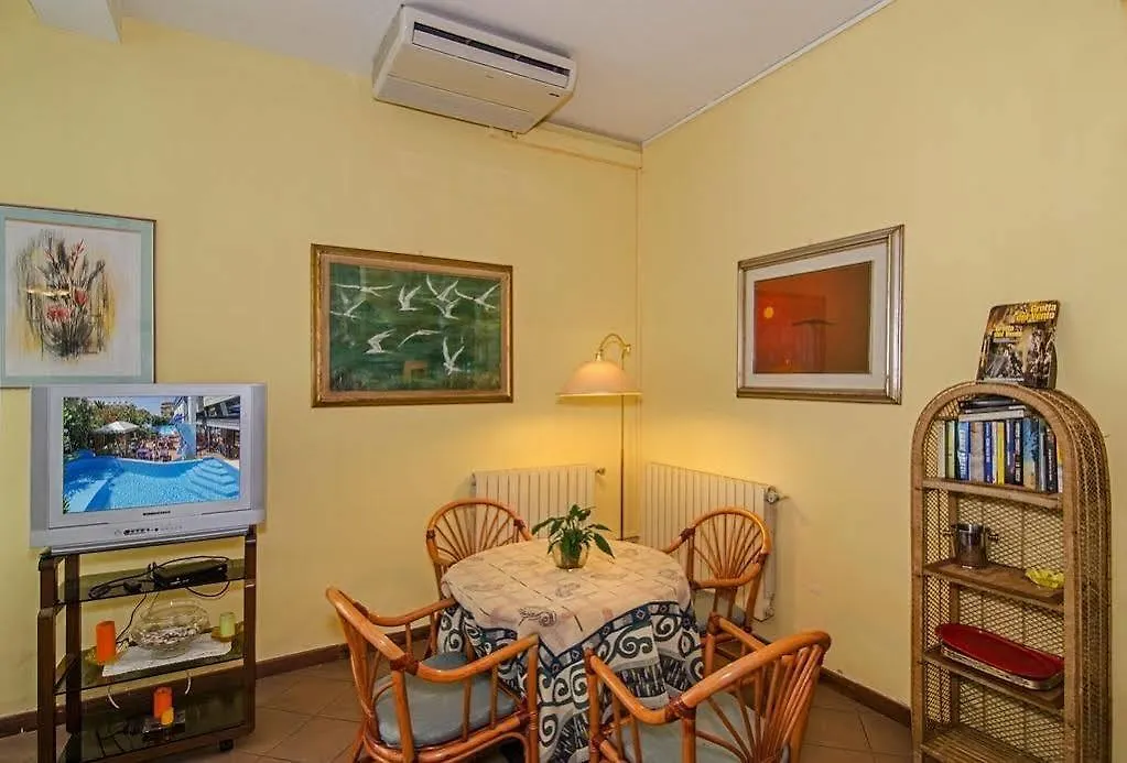 Hotel Stella D'Italia Viareggio 3*,